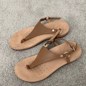 Vionic Kirra Womens Size 7.5 Brown Leather Sandals Sling Back Thong